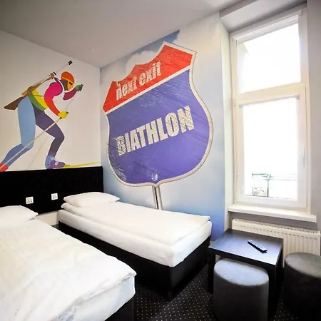 Olympic - Old Town Hostel *